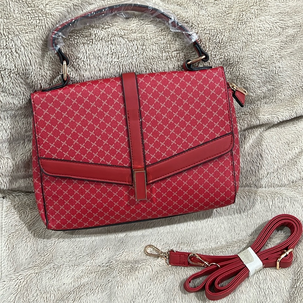 Vegan leather Red front lock closure purse New